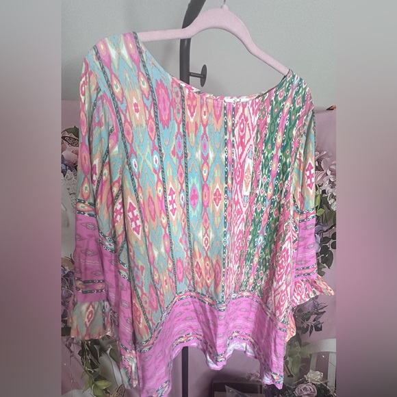 Easel Boho Style Top in 1X. EUC - Picture 1 of 5